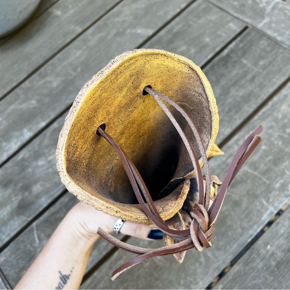 Studio Pottery Floral 3D Wall Pocket Signed by Artist Wall Art Textured Unique - Picture 9 of 12